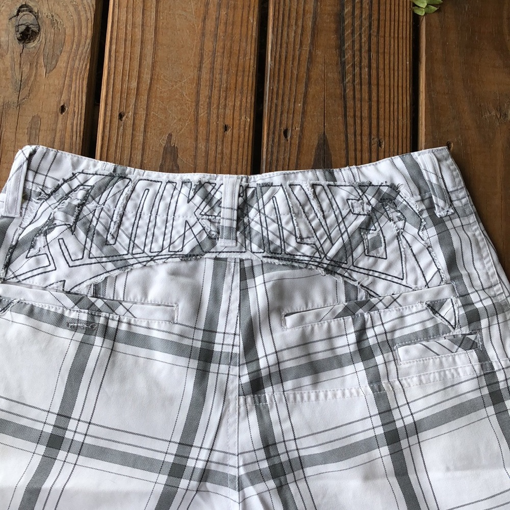 Quicksilver Bermuda Shorts 30 Waist - Picture 5 of 5